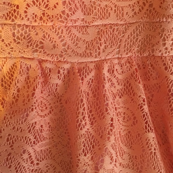 Darling Dress!!! - Picture 2 of 3